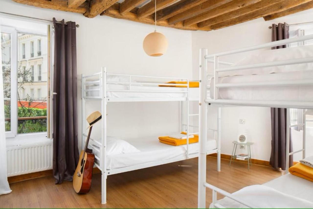 Bed in 12-Bed Mixed Dormitory Room